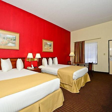 Manchester Heritage Inn & Suites Zewnętrze zdjęcie