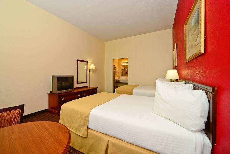Manchester Heritage Inn & Suites Zewnętrze zdjęcie