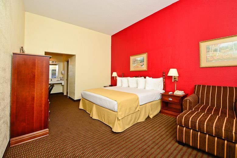 Manchester Heritage Inn & Suites Zewnętrze zdjęcie