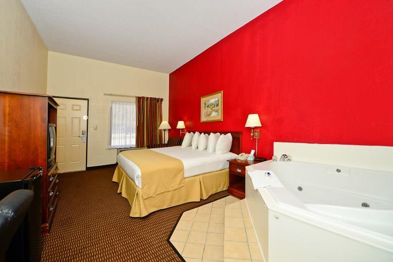 Manchester Heritage Inn & Suites Zewnętrze zdjęcie
