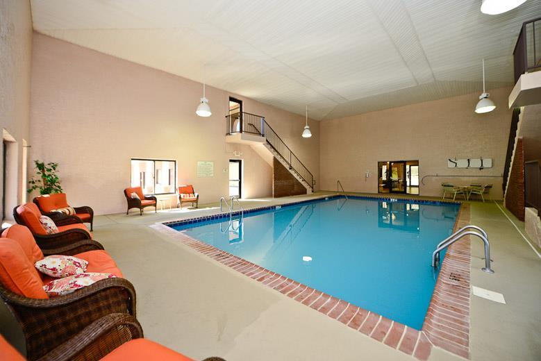 Manchester Heritage Inn & Suites Zewnętrze zdjęcie